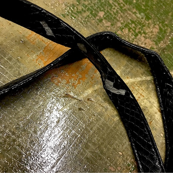 Gorgeous Glass Bead Purse! - Picture 9 of 11